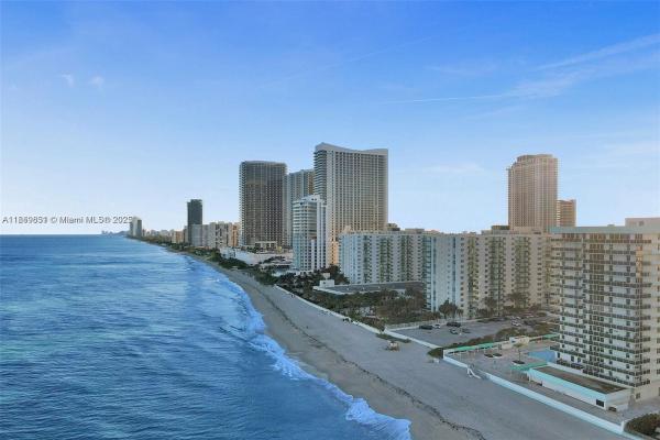 Hallandale Beach, Florida 33019, image 2