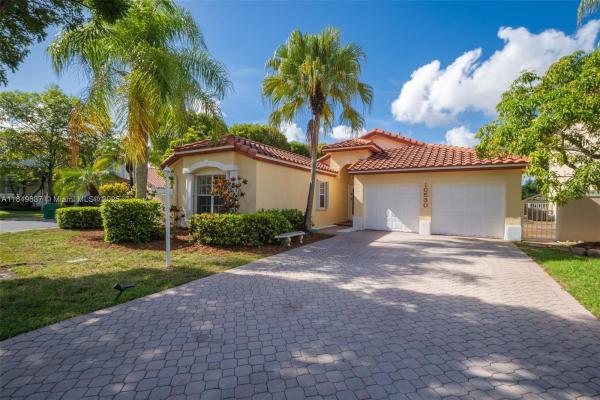 Doral Sands, 10530 NW 52nd Ter, Doral, Florida 33178, image 1