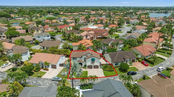 Renaissance At Lakes Of The Meadow, 4471 SW 154th Ct, Kendall West, Florida 33185, image 3