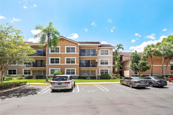 Edgewater, 8721 Wiles Rd #105, Coral Springs, Florida 33067, image 2