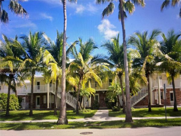 Sunrise Club, 100 Sunrise Dr #9, Key Biscayne, Florida 33149, image 1