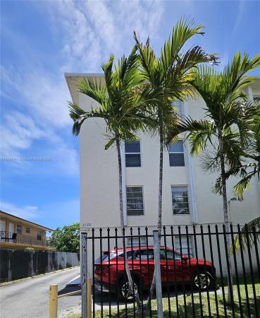 El Paraiso, 2138 SW 6 St 403, Miami, Florida 33135, image 1