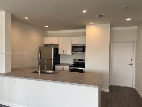 Allapattah Highlands, 2311 NW 22nd Ave, Miami, Florida 33142, image 2