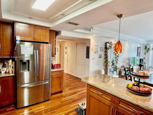 Oceanview A, 19390 Collins Ave #307, Sunny Isles Beach, Florida 33160, image 1