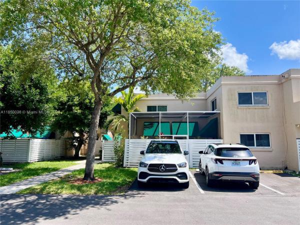 Arbor Courts, 14362 SW 96th Ln, The Hammocks, Florida 33186, image 3