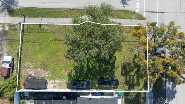 Magnolia, 1990 NW 153 St, Miami Gardens, Florida 33054, image 1