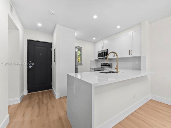 7850 Camino Real #O-116, Miami, Florida 33143, image 1