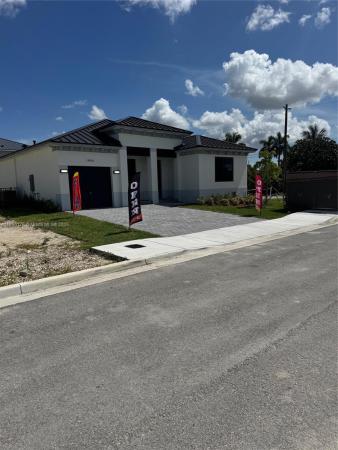 18901 SW 316 Ter, Unincorporated Dade County, Florida 33030, image 1
