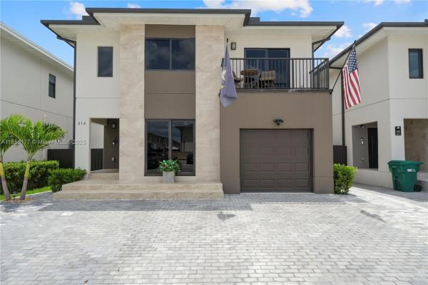 On Alba, 214 NW 13th Ct, Florida City, Florida 33034, image 1