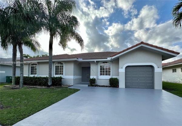 The Pointe Villas, 7611 NW 99th Ter 0, Tamarac, Florida 33321, image 1