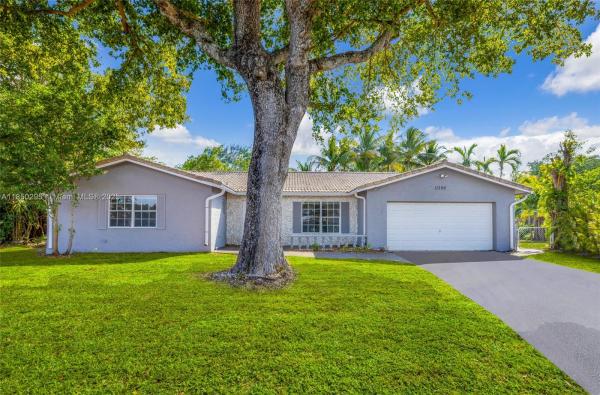 Castlewood, 11390 NW 37th St, Coral Springs, Florida 33065, image 1
