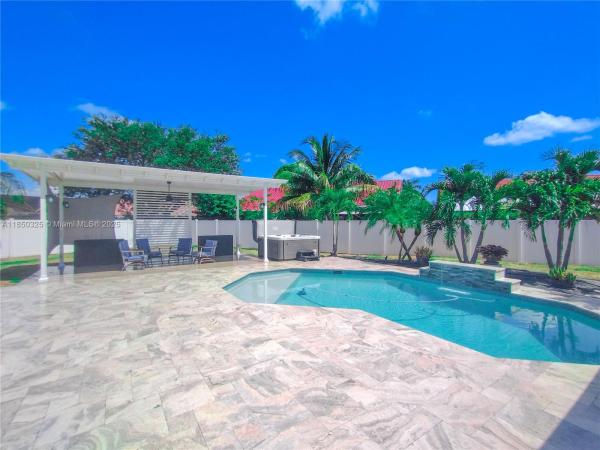 Sun Valley 2, 5780 Sun Pointe Cir, Boynton Beach, Florida 33437, image 1