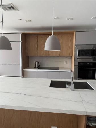 Icon Bay, 460 NE 28th St #803, Miami, Florida 33137, image 1
