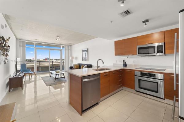 Midblock Miami, 3250 NE 1 Ave 713, Miami, Florida 33137, image 1