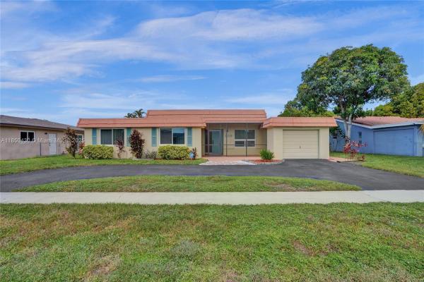 Sunflower, 8109 NW 73rd Ter, Tamarac, Florida 33321, image 2
