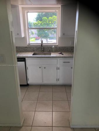 Village At Dadeland, 7340 SW 82nd St #C204, Glenvar Heights, Florida 33143, image 2