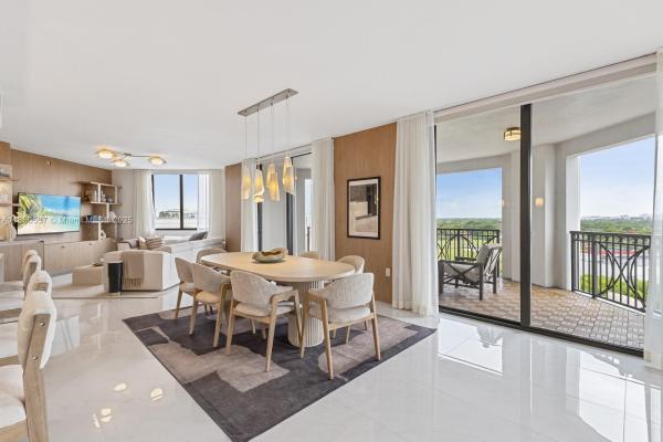 Merrick Manor, 301 Altara Ave #817, Coral Gables, Florida 33146, image 1
