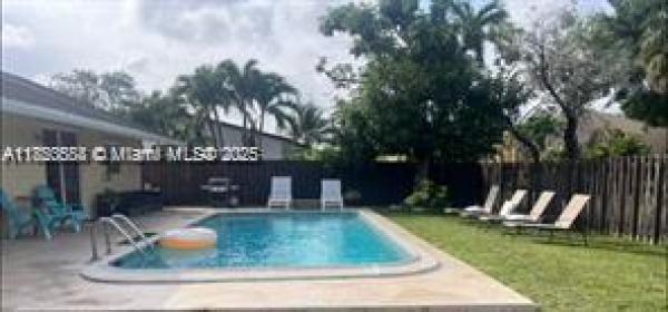 Buckingham At Century Village, 12850 SW 4th Ct #402I, Pembroke Pines, Florida 33027, image 2