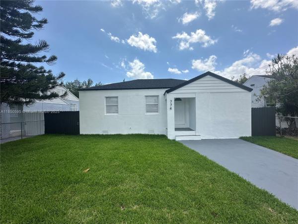 774 NW 74th St, Miami, Florida 33150, image 1