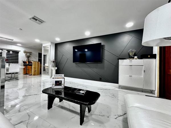 Dalton View, 210 SE 3rd Pl 0, Dania Beach, Florida 33004, image 1