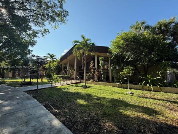 Promenade At Kendale Lakes, 14525 N Kendall Dr #209-J, Kendall, Florida 33186, image 2