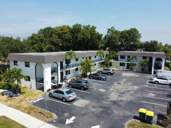 615 NE 26th St #9, Wilton Manors, Florida 33305, image 1