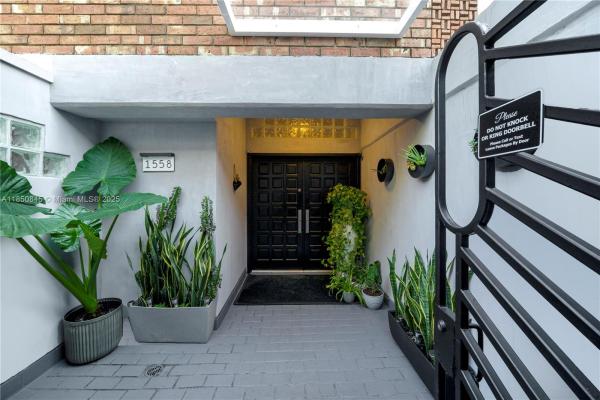 1558 NE Quayside Ter #D10, Miami, Florida 33138, image 2
