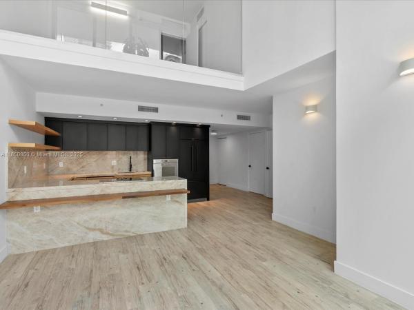 Mint At Riverfront, 92 SW 3rd St #704, Miami, Florida 33130, image 1
