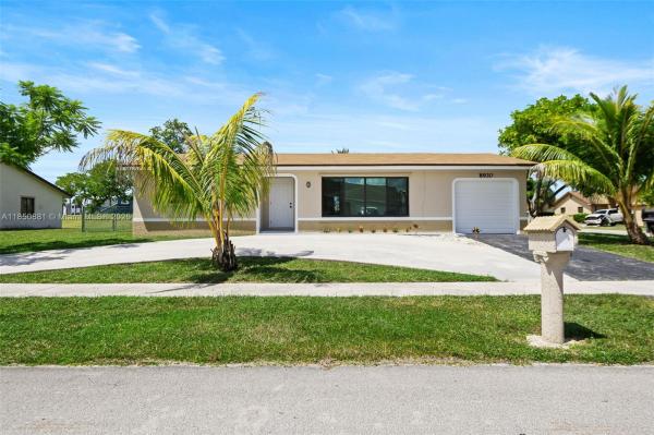 Heftler Homes, 8930 NW 79th St, Tamarac, Florida 33321, image 1