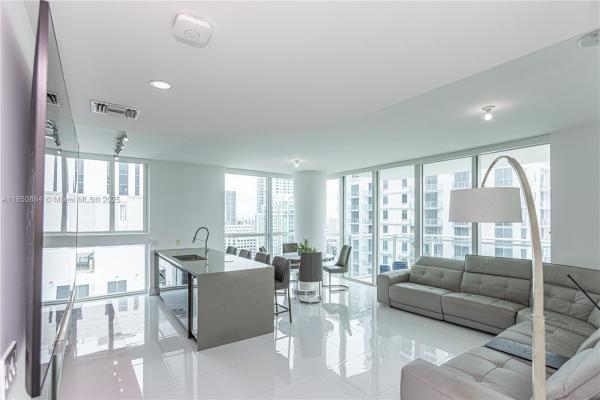 The Bond On Brickell, 1080 Brickell Ave #3906, Miami, Florida 33131, image 2