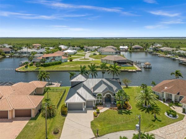 Cape Coral, 4012 Sw 29th Ave, Cape Coral, Florida 33914, image 1