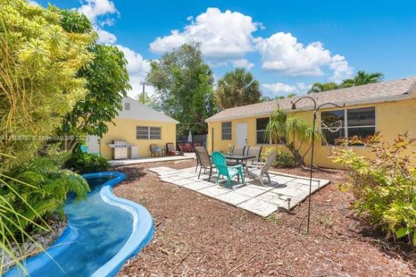 Lake Worth Town, 209 S Palmway #Front, Lake Worth Beach, Florida 33460, image 1