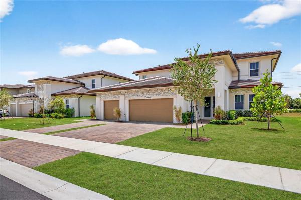 Crescent Ridge, 12240 SW 44th Ct, Davie, Florida 33330, image 3