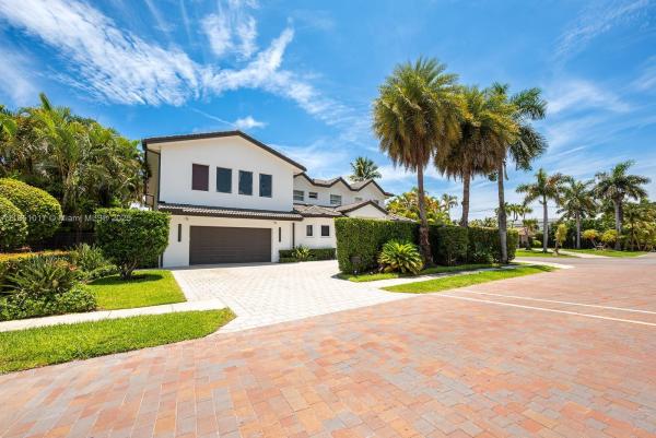 Golden Isles, 431 Layne Blvd, Hallandale Beach, Florida 33009, image 1