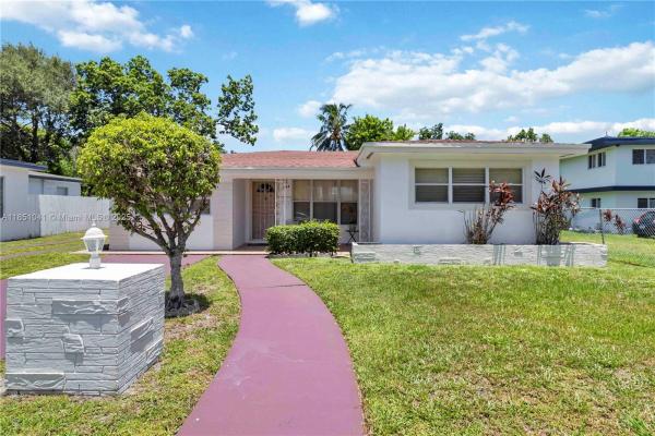 1545 NE 158th St, Miami, Florida 33162, image 1