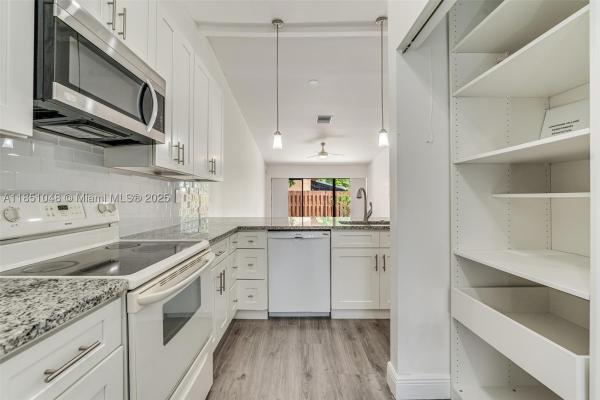 Longwood Village At Jacaranda, 836 NW 79th Ter, Plantation, Florida 33324, image 1