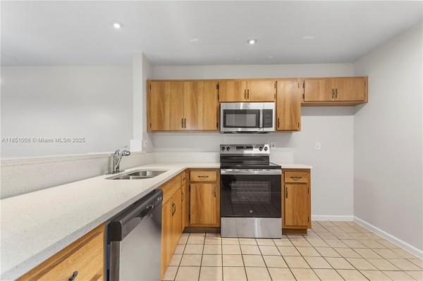 Woodbridge Lakes, 1629 Woodbridge Lakes Cir, West Palm Beach, Florida 33406, image 3