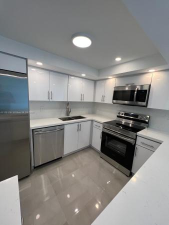 De Soto Park South, 701 Three Islands Blvd #108, Hallandale Beach, Florida 33009, image 1
