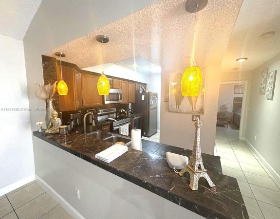 18850 NW 57 Ave 306, Hialeah, Florida 33015, image 1