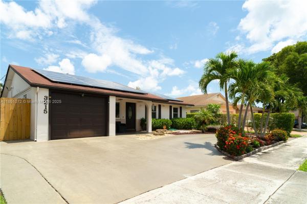 West Deerfield Beach, 3215 SW 2nd Ct, Deerfield Beach, Florida 33442, image 1
