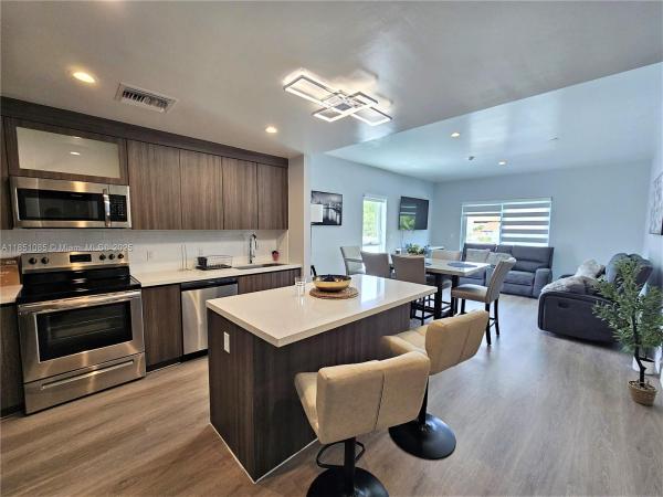Aesthetic Apartments, 1938 Jackson St #202, Hollywood, Florida 33020, image 1
