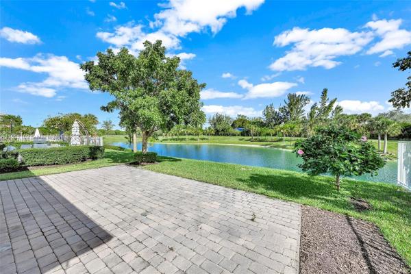 Parkview At Hillcrest, 1541 Trailhead Ter, Hollywood, Florida 33021, image 2