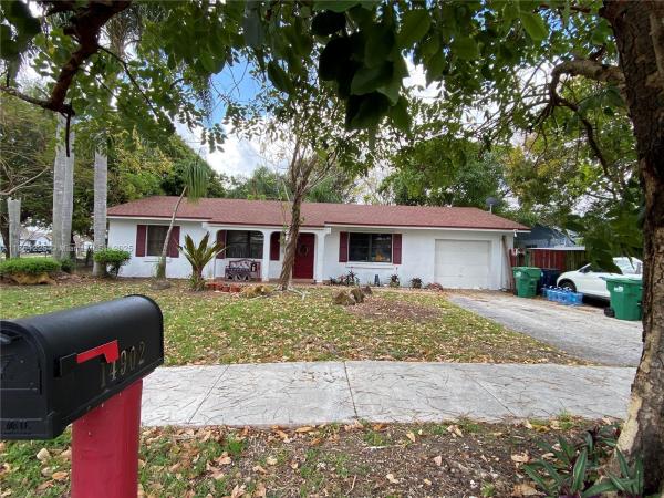 Westwind Lakes, 14902 SW 65th Ter, Kendall West, Florida 33193, image 2