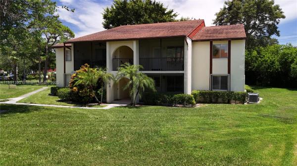 Pine Ridge At Haverhill, 4941 Sable Pine Cir #B1, West Palm Beach, Florida 33417, image 2