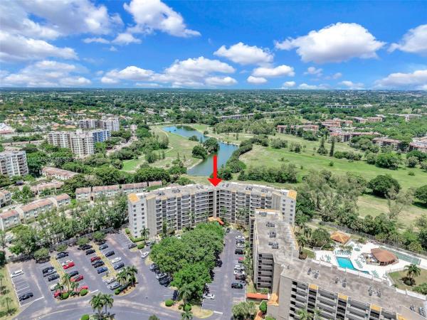 18th Hole At Inverrary, 3940 Inverrary Blvd #801-A, Lauderhill, Florida 33319, image 1