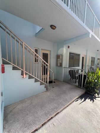 644 Meridian Ocean Beach, 644 Meridian Ave #12, Miami Beach, Florida 33139, image 3