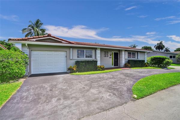 Hawthorne Village, 7200 E Tropical Way, Plantation, Florida 33317, image 1