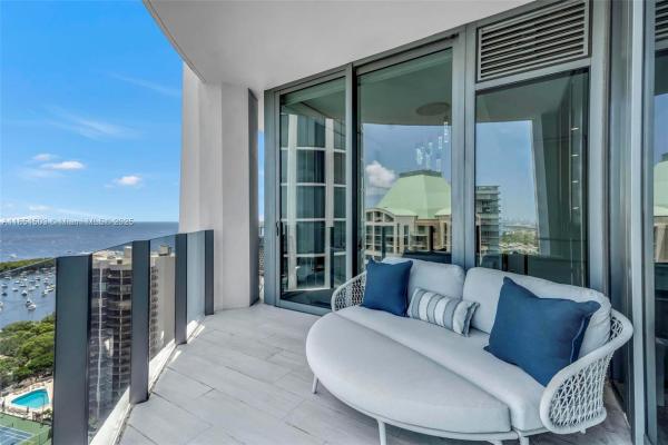 Club Residences At Park Grove, 2831 S Bayshore Dr #2204, Miami, Florida 33133, image 3