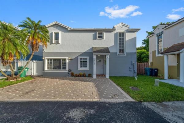 14725 SW 90th Ter, Miami, Florida 33196, image 1