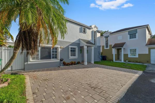 Encore, 14725 SW 90th Ter, The Hammocks, Florida 33196, image 3
